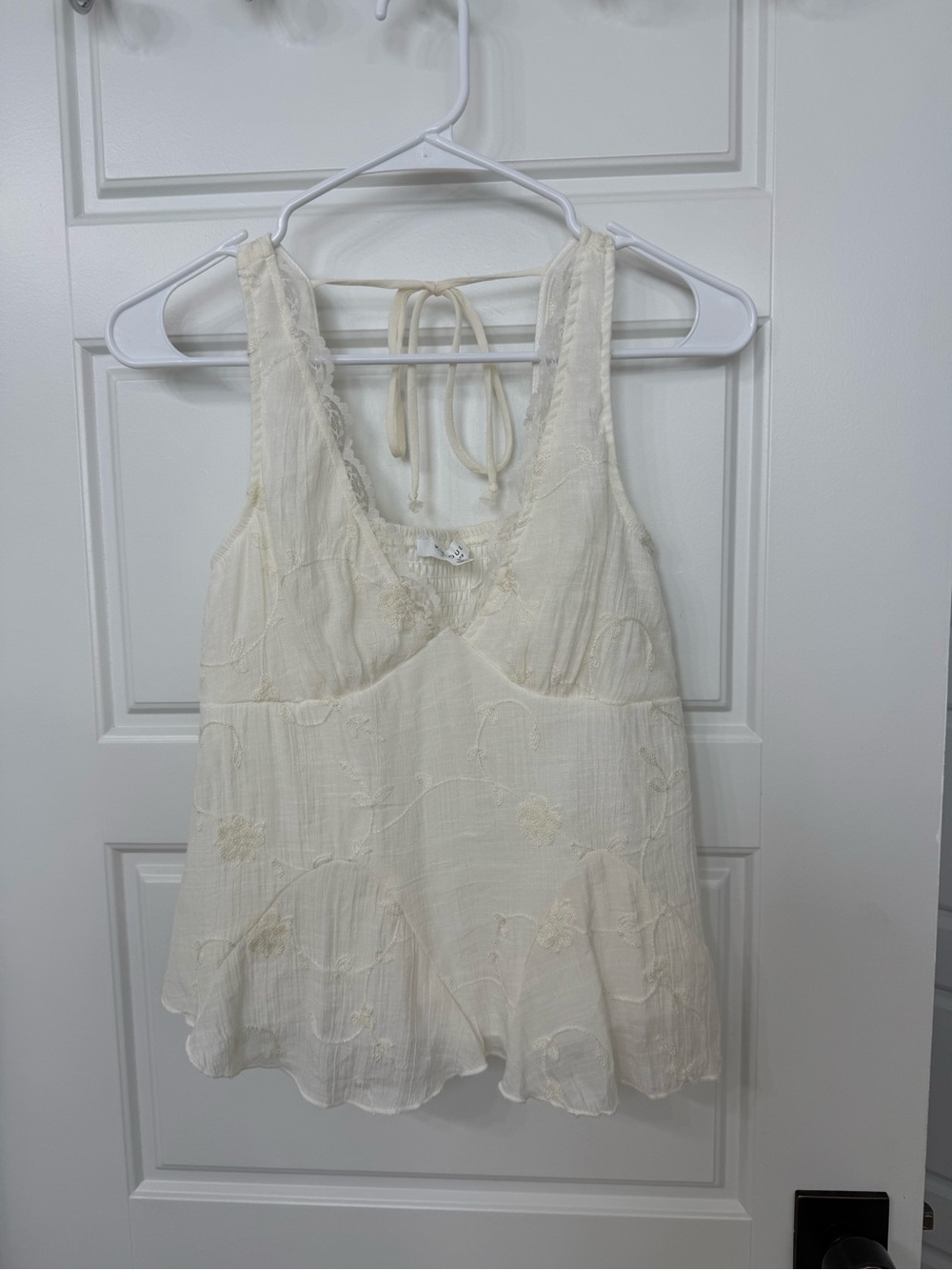 Embroidered Cream Tie-Back Sleeveless Tank